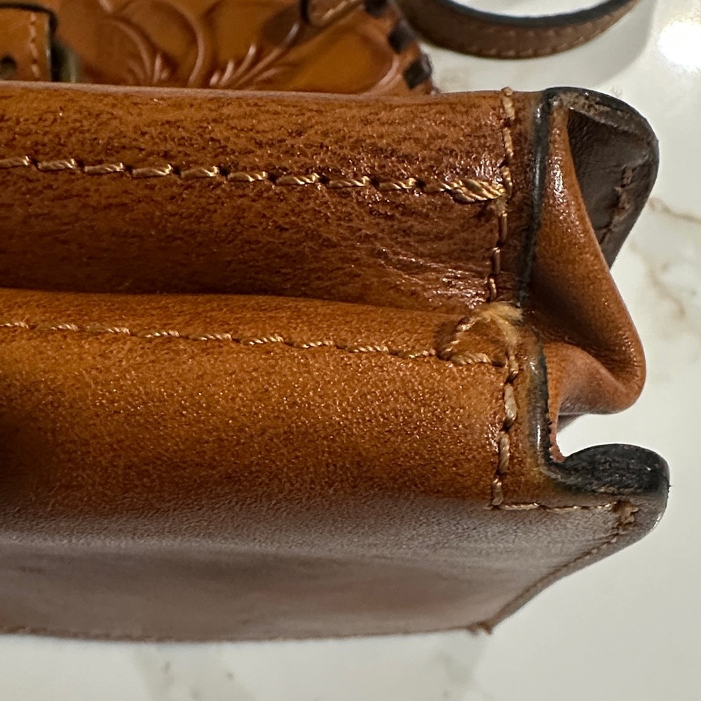 Patricia Nash Tooled Leather Crossbody Bag in Warm Brown - Picture 10 of 13
